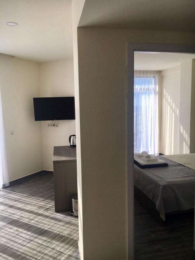 שקווטילי Hotel Scala מראה חיצוני תמונה
