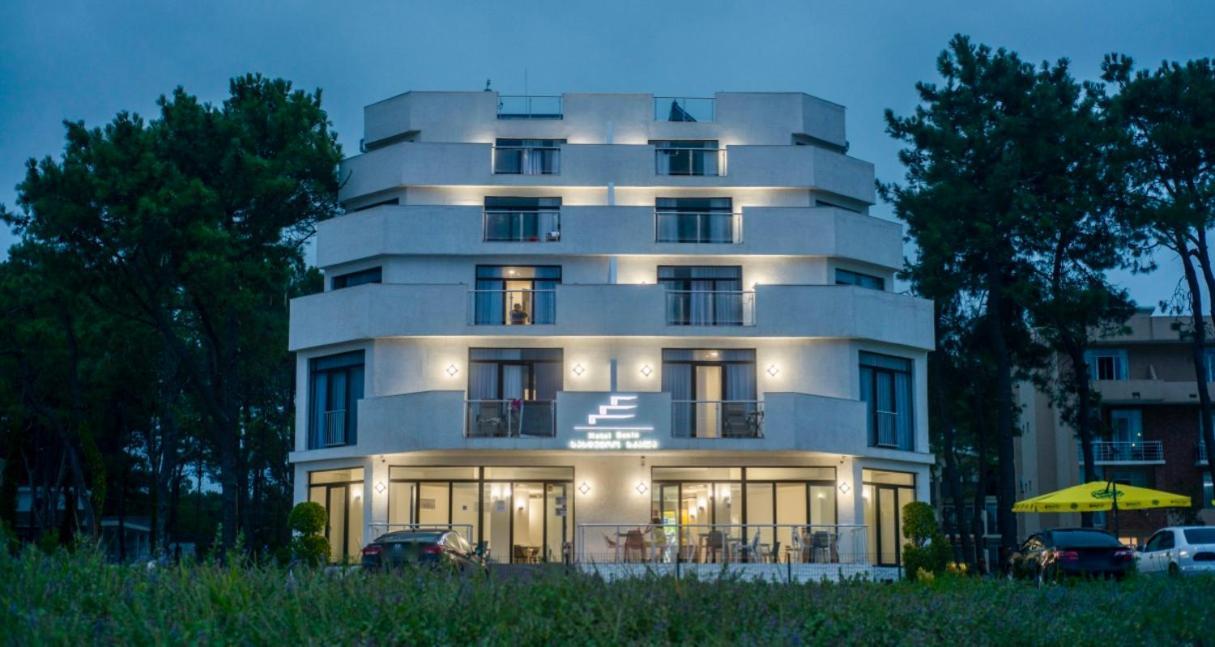 שקווטילי Hotel Scala מראה חיצוני תמונה