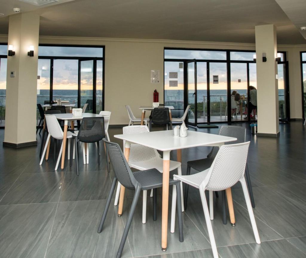 שקווטילי Hotel Scala מראה חיצוני תמונה